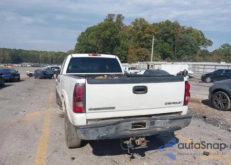 2004 Chevrolet Silverado 2500Hd Lt z USA, uszkodzony, nr VIN 1GCHK23234F201870
